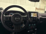 2014 Wrangler Unlimited Thumbnail 16
