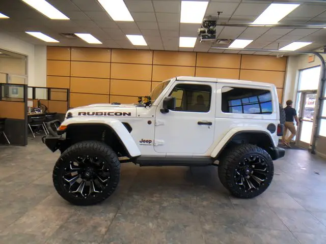2022 Jeep Wrangler - $31,500