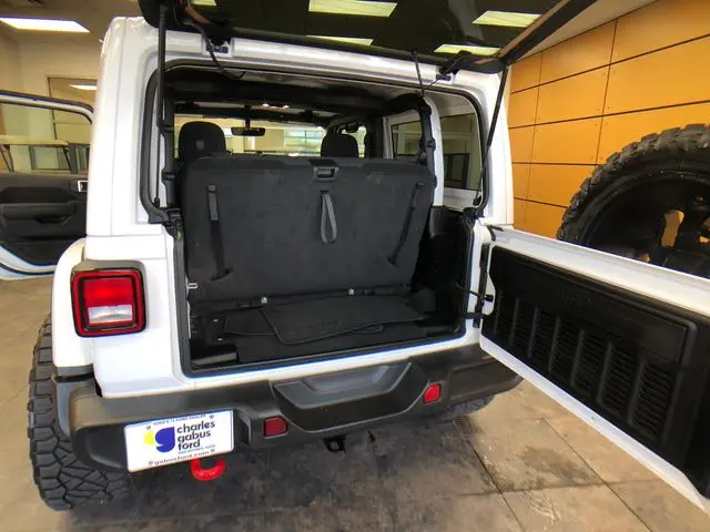 2022 Jeep Wrangler - $31,500