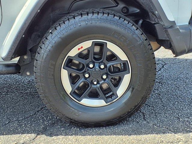 2021 Jeep Wrangler - $25,000