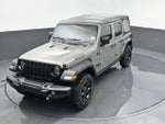 2022 Wrangler Unlimited Thumbnail 20