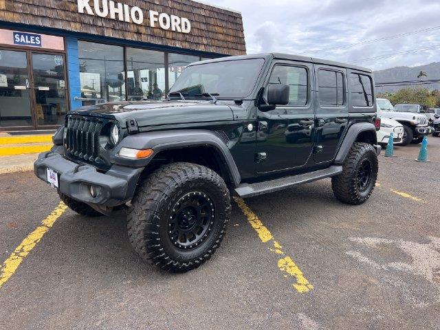 2020 Jeep Wrangler - $27,995