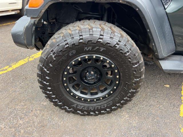 2020 Jeep Wrangler - $27,995