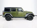 2022 Wrangler Unlimited Thumbnail 26
