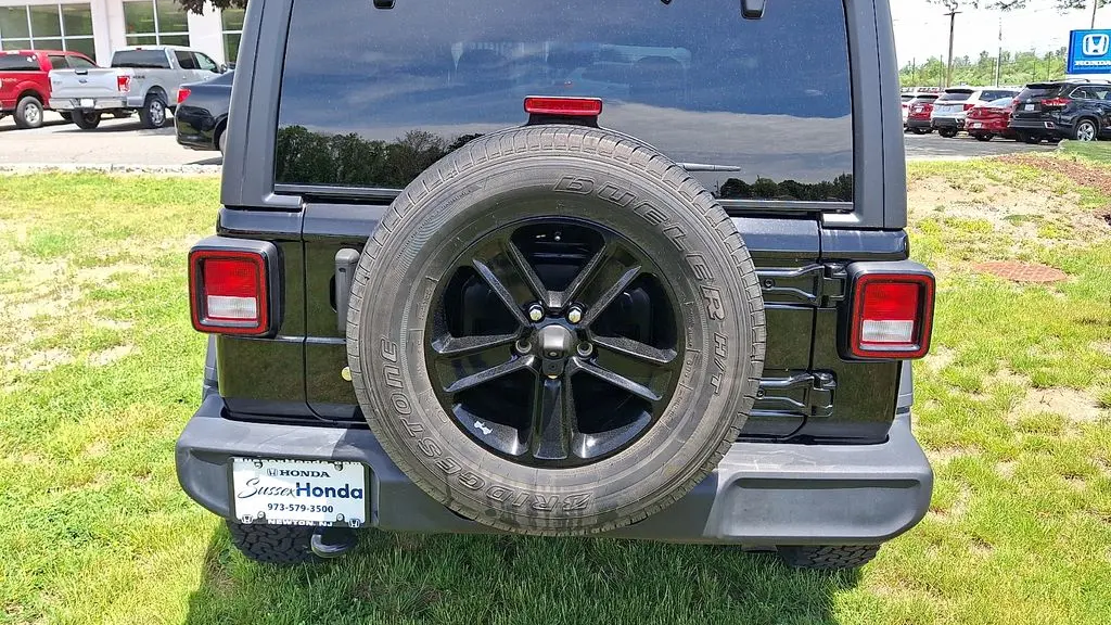 2020 Jeep Wrangler Unlimited Sport