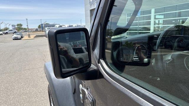 2020 Jeep Wrangler Unlimited Willys Sport