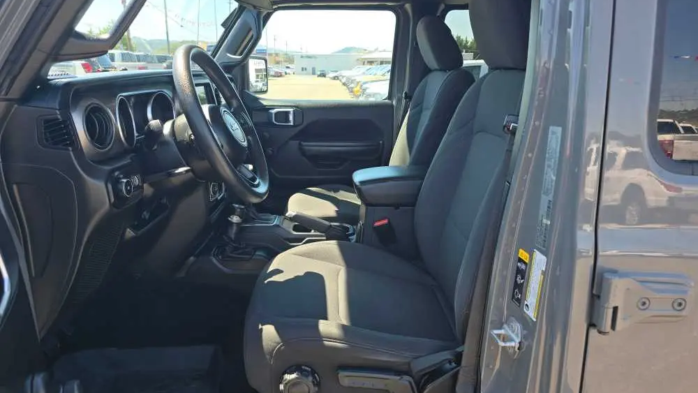 2022 Jeep Wrangler Unlimited Sport
