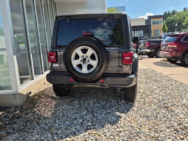 2022 Jeep Wrangler - $29,731