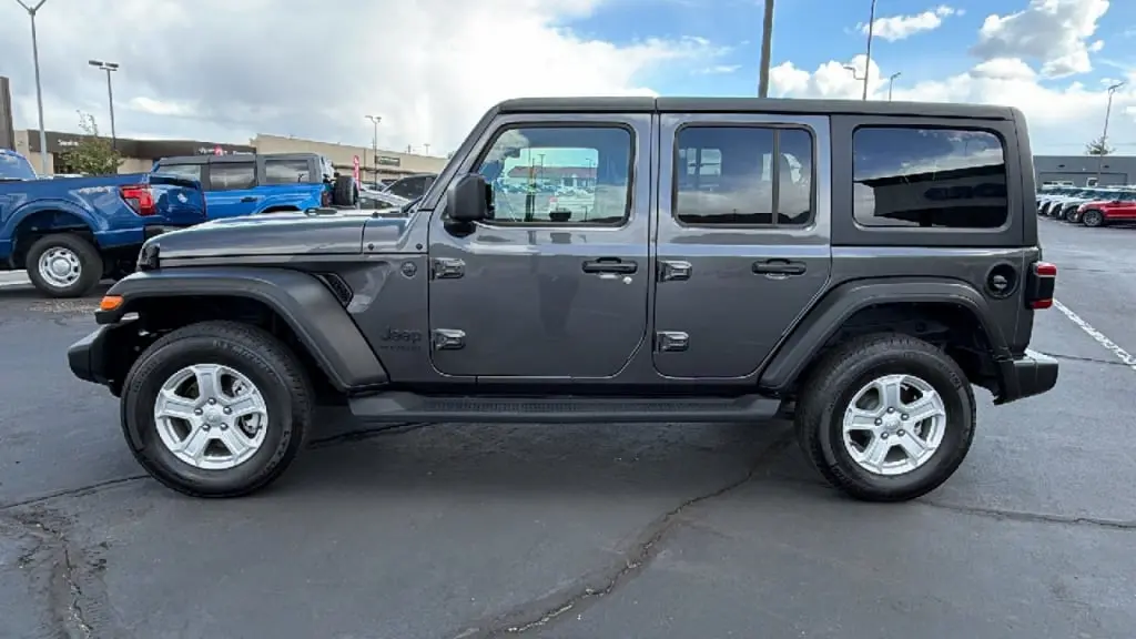 2022 Jeep Wrangler Unlimited Willys Sport