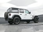 2022 Wrangler Unlimited Thumbnail 18