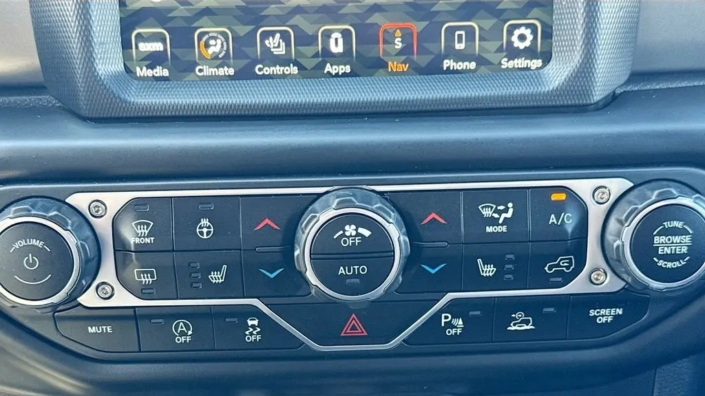 2022 Jeep Wrangler Unlimited Jeep Beach Edition