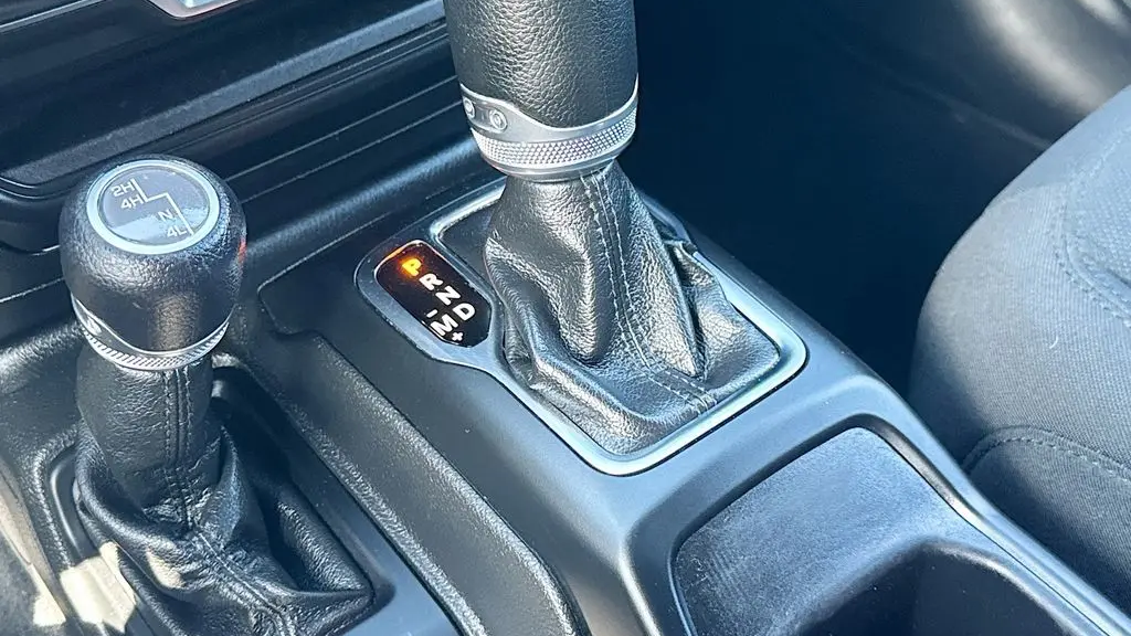 2022 Jeep Wrangler Unlimited Jeep Beach Edition