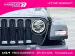 2022 Wrangler Unlimited Thumbnail 16