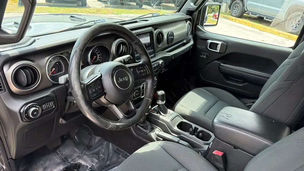 2020 Jeep Wrangler Unlimited Sport