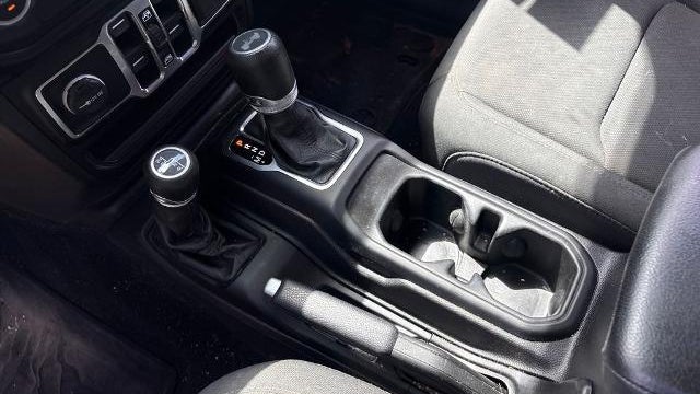 2020 Jeep Wrangler Unlimited Black and Tan