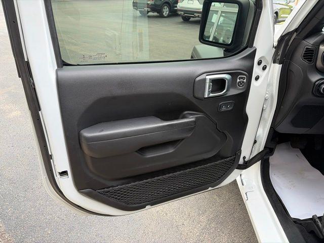 2022 Jeep Wrangler - $29,587