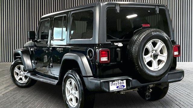 2020 Jeep Wrangler Unlimited Black and Tan