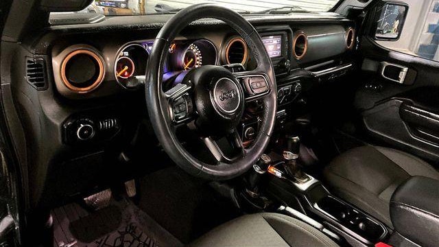 2020 Jeep Wrangler Unlimited Black and Tan