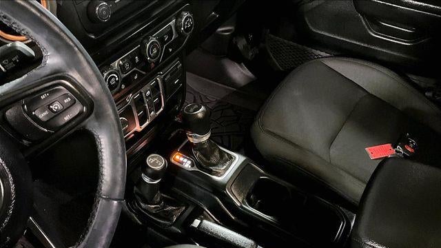 2020 Jeep Wrangler Unlimited Black and Tan