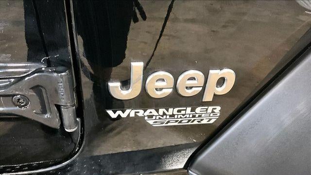 2020 Jeep Wrangler Unlimited Black and Tan