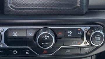 2023 Jeep Wrangler Jeep Beach Edition