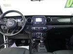 2020 Wrangler Unlimited Thumbnail 31