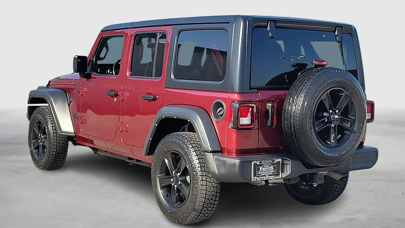 2022 Jeep Wrangler Unlimited Sport