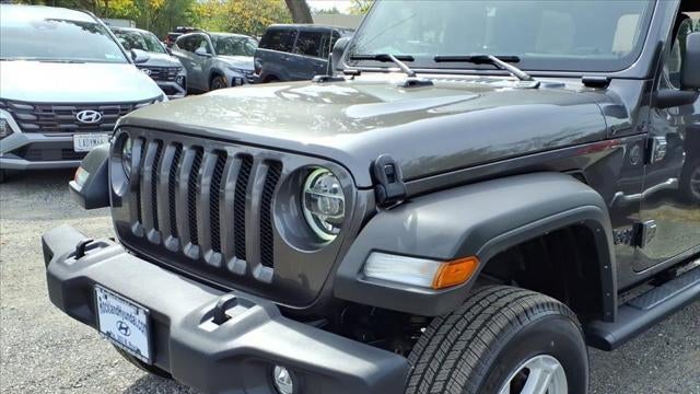 2022 Jeep Wrangler Unlimited Sport