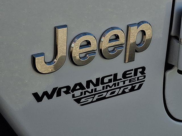 2019 Jeep Wrangler - $20,598