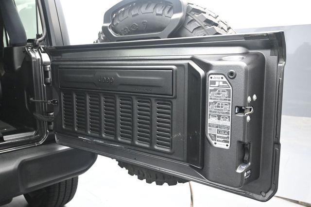 2023 Jeep Wrangler - $26,555