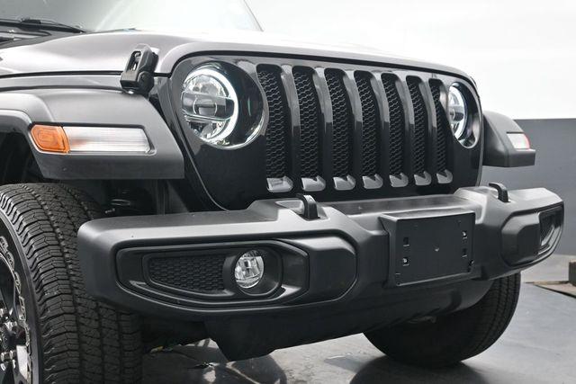 2023 Jeep Wrangler - $26,555