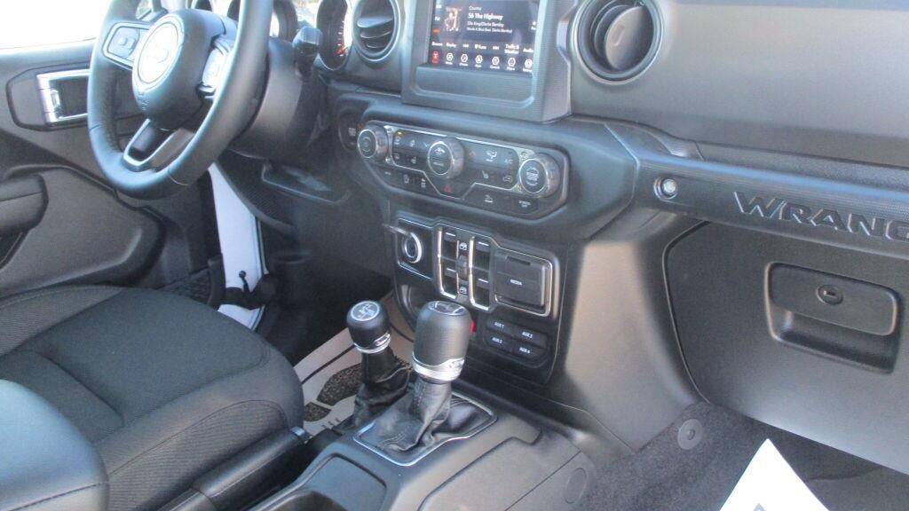2023 Jeep Wrangler Sport