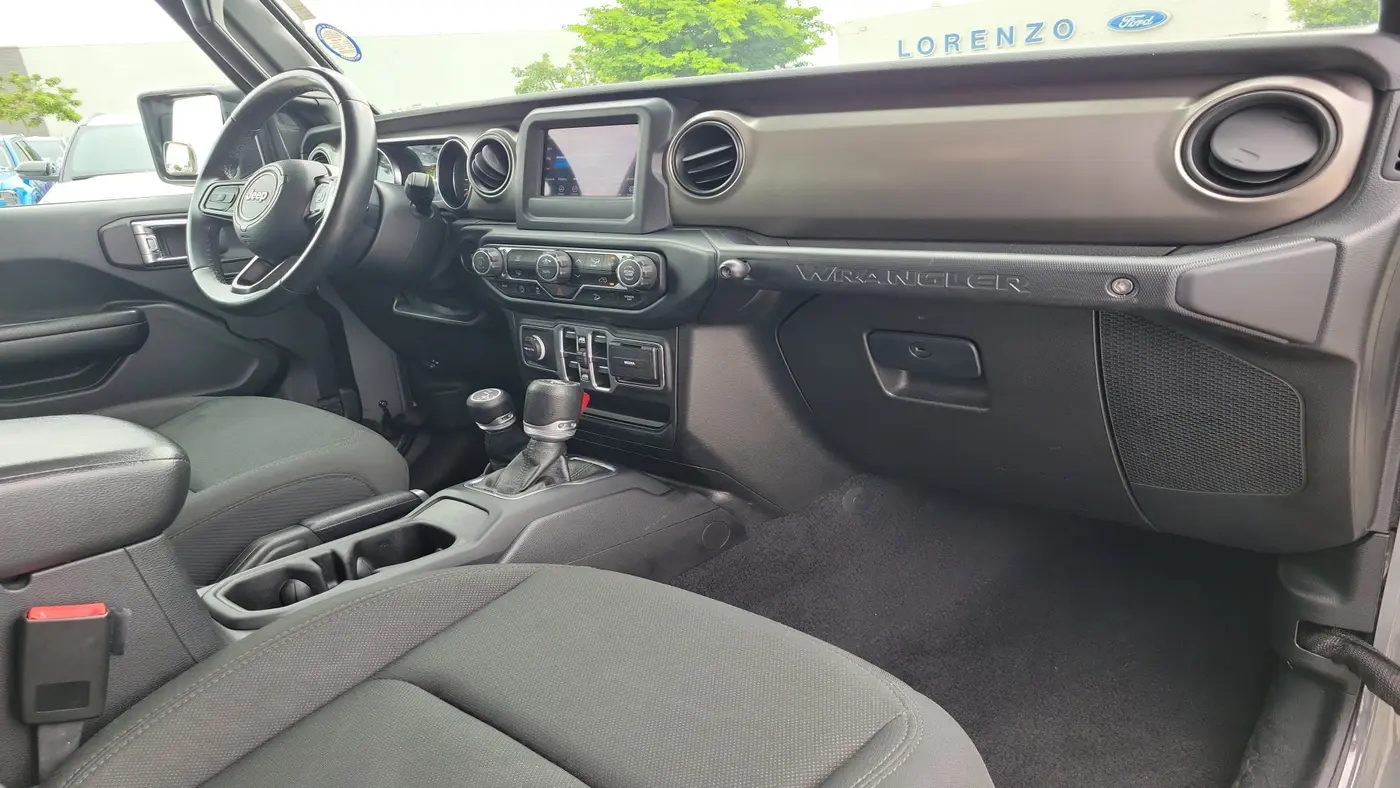 2020 Jeep Wrangler Unlimited Freedom
