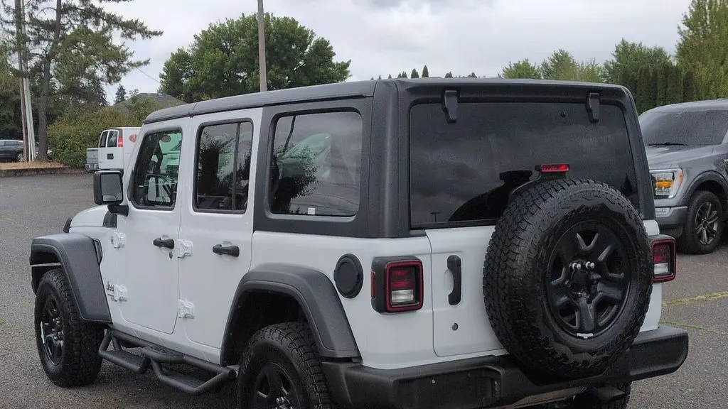 2018 Jeep Wrangler Unlimited Sport