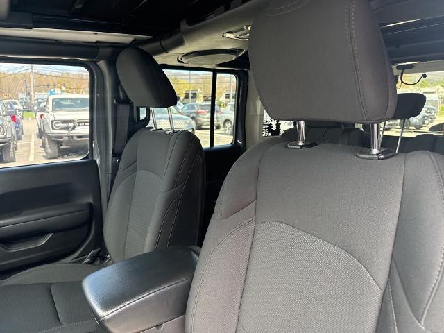2022 Jeep Wrangler - $29,999
