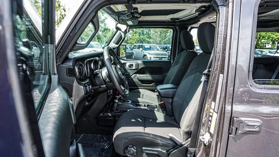 2023 Jeep Wrangler Sport