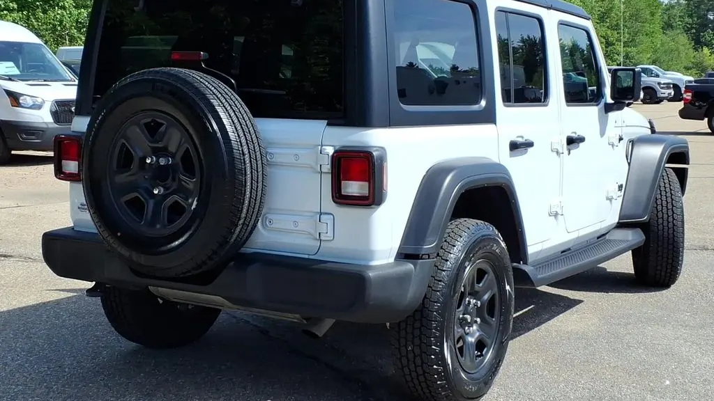 2023 Jeep Wrangler Sport
