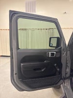 2020 Wrangler Unlimited Thumbnail 17