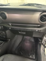 2020 Wrangler Unlimited Thumbnail 29