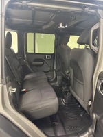 2020 Wrangler Unlimited Thumbnail 31