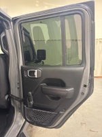 2020 Wrangler Unlimited Thumbnail 34