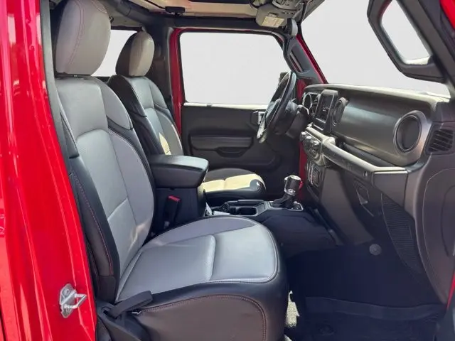 2021 Jeep Wrangler - $31,995