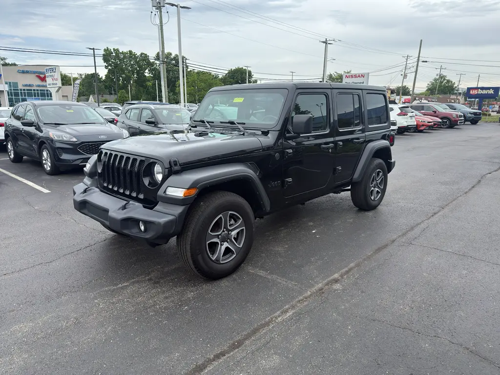 2022 Jeep Wrangler - $27,550