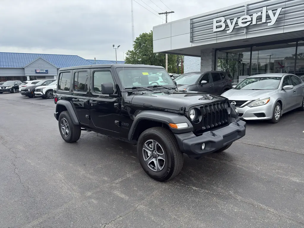 2022 Jeep Wrangler - $27,550