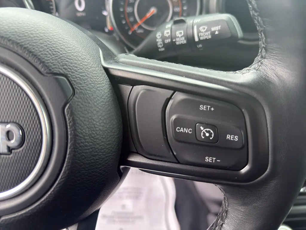 2022 Jeep Wrangler - $27,550