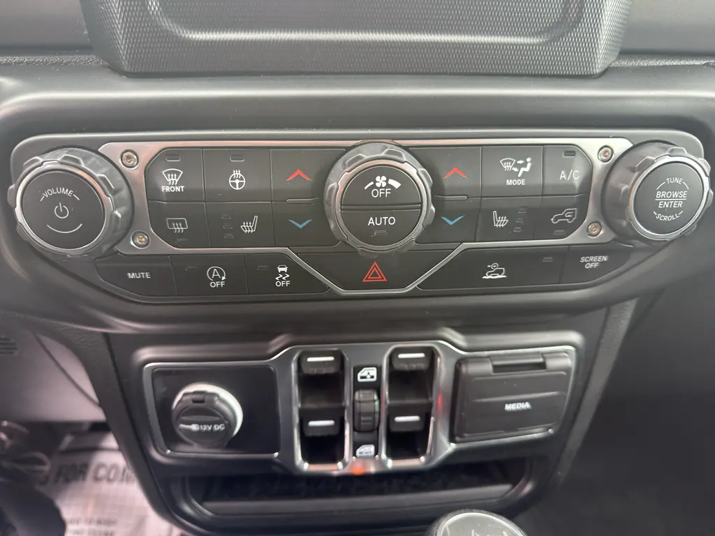 2022 Jeep Wrangler - $27,550