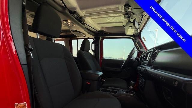 2020 Jeep Wrangler Unlimited Black and Tan