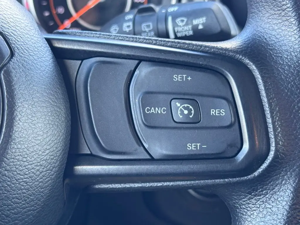2021 Jeep Wrangler - $22,000