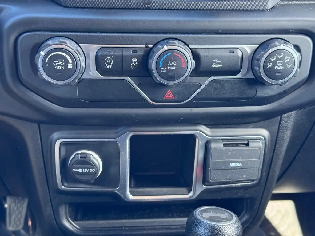 2021 Jeep Wrangler - $22,000