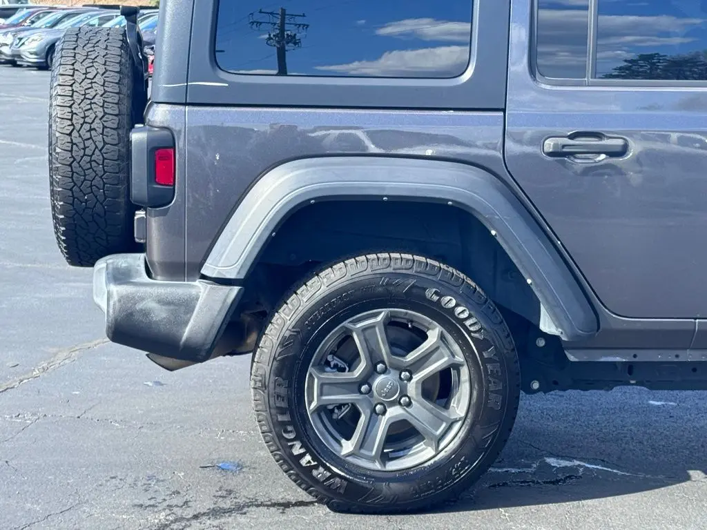 2021 Jeep Wrangler - $22,000